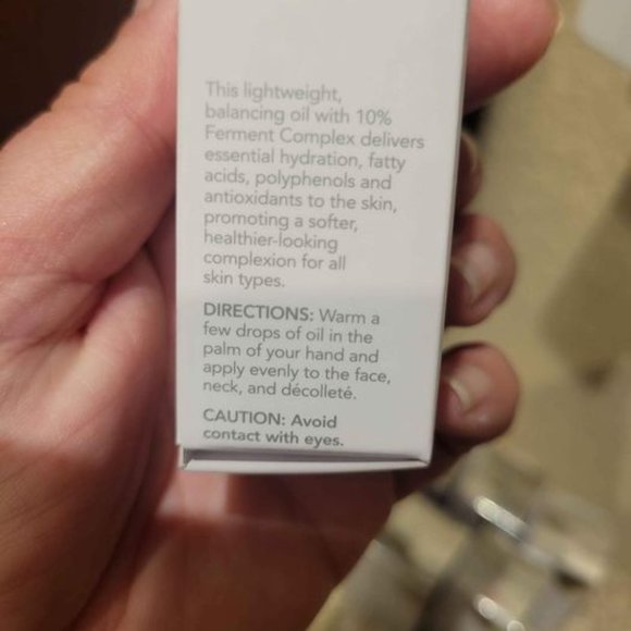 Lancer omega hydrating oil - Picture 2 of 2